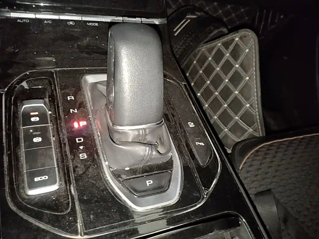 Wuling Victory — миниатюра 19