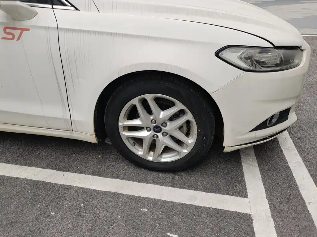 Ford Mondeo — миниатюра 24