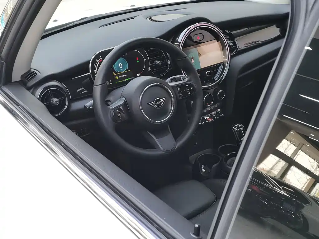 MINI Mini — миниатюра 8