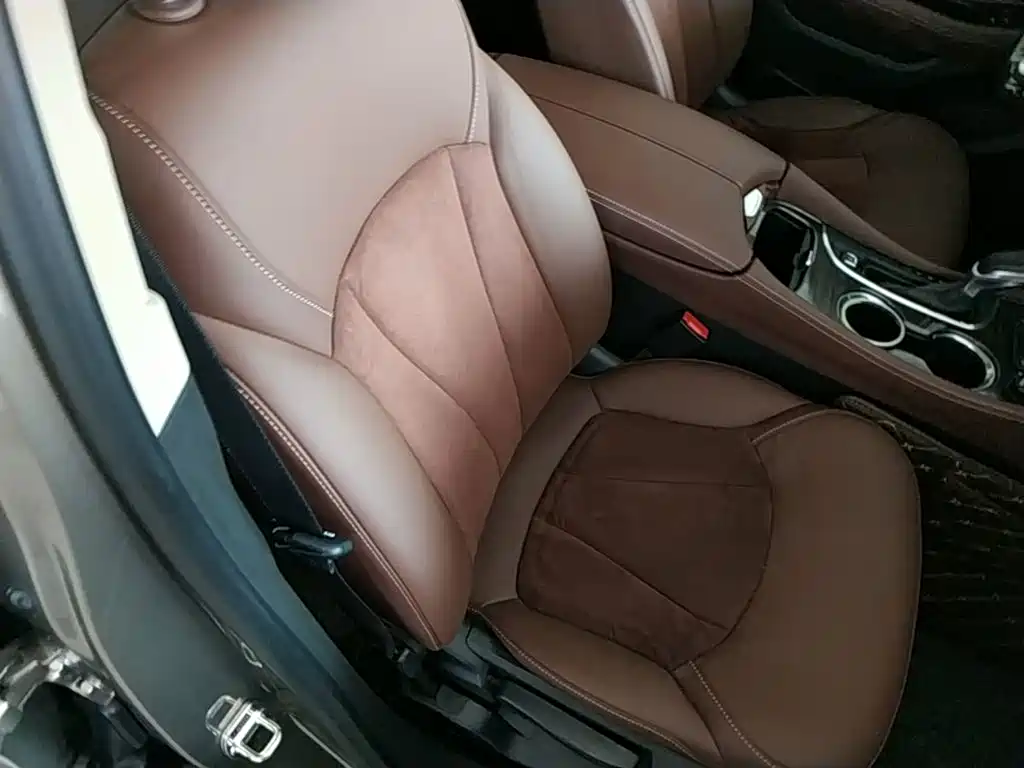 Buick Envision Plus — миниатюра 25