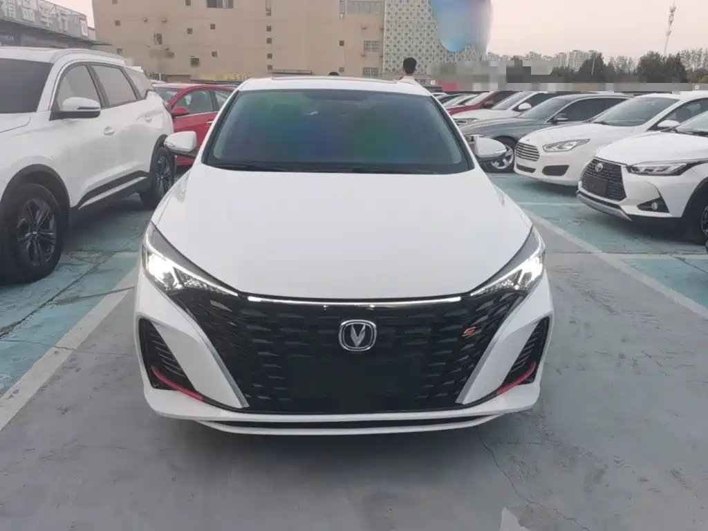 Changan Eado — миниатюра 3