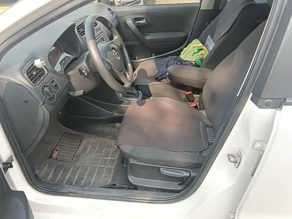 Volkswagen Polo — миниатюра 20