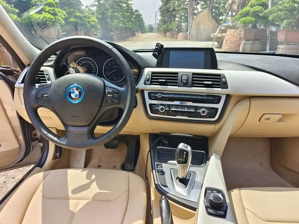 BMW 3 Series — миниатюра 7