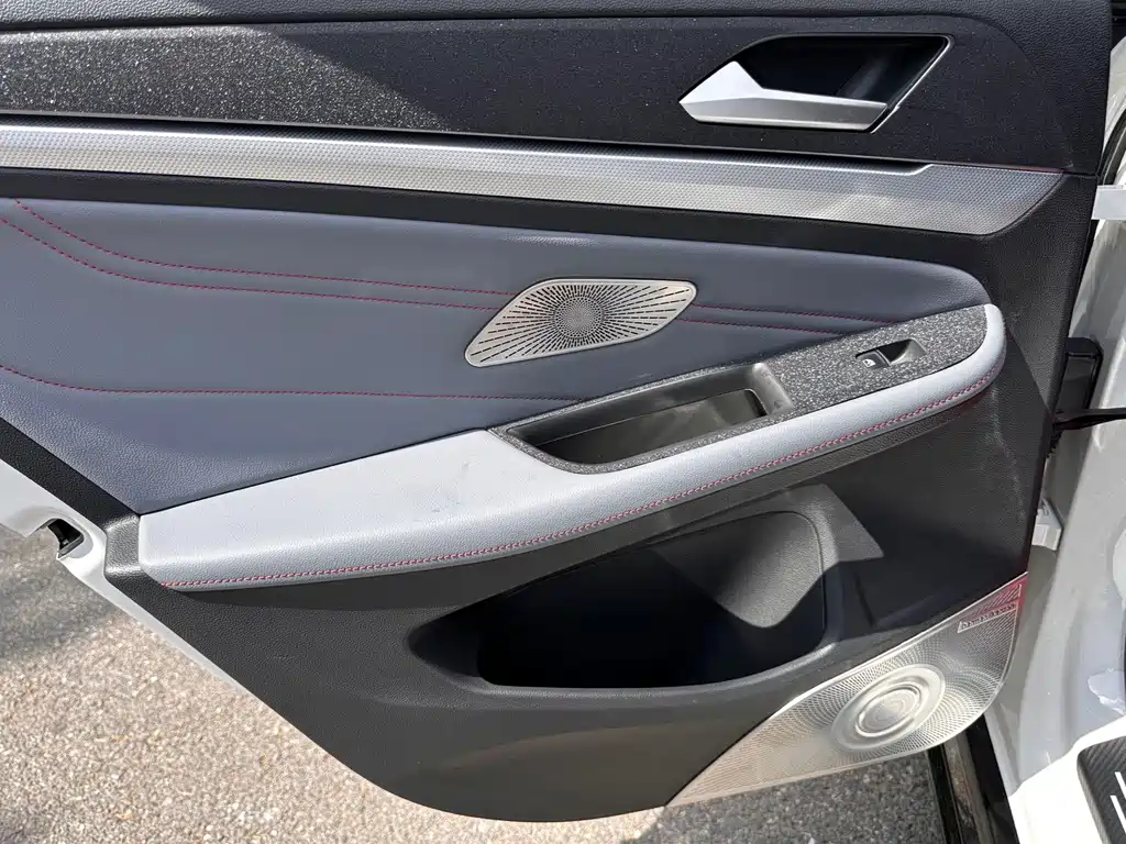 Volkswagen Lamando — миниатюра 17