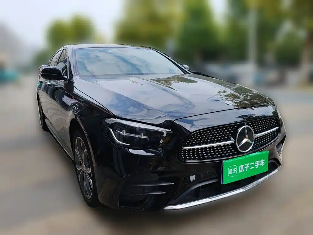 Mercedes-Benz E-Class — миниатюра 24
