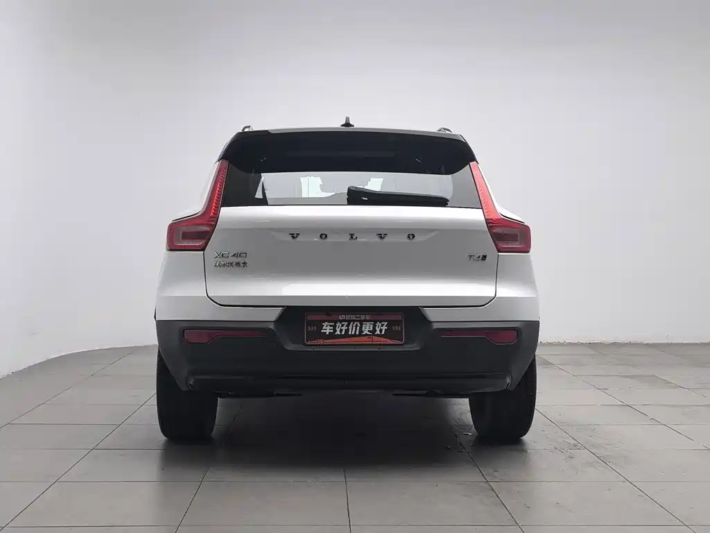 Volvo XC40 — миниатюра 4