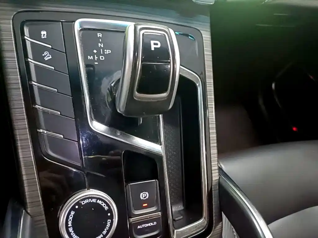 Geely Boyue — миниатюра 14