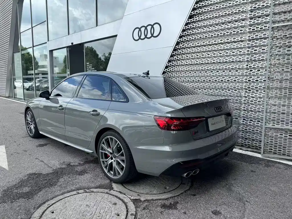Audi S4 — миниатюра 4