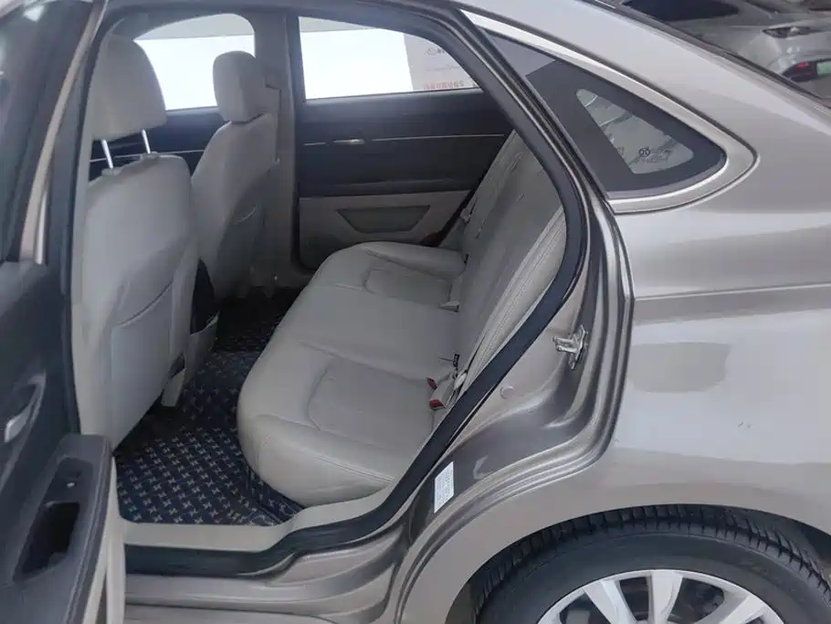 BAIC Senova D50 — миниатюра 10