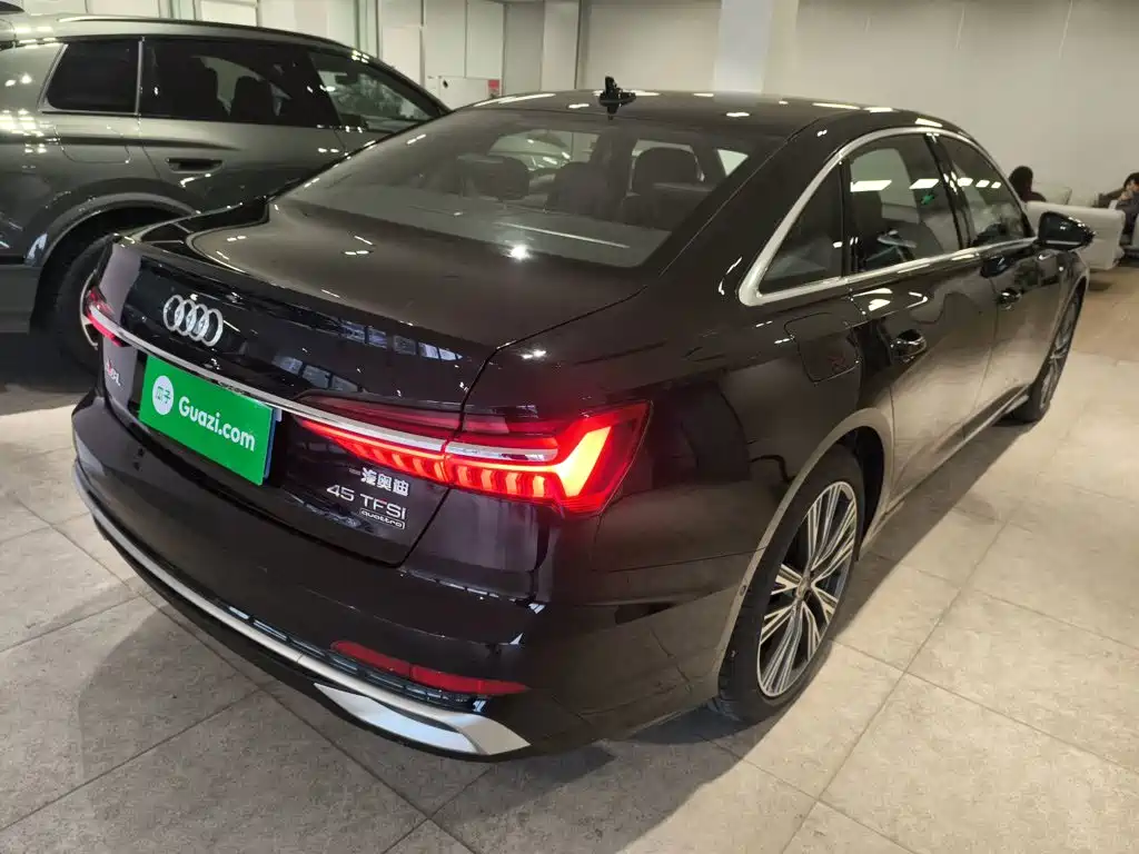Audi A6L — миниатюра 5
