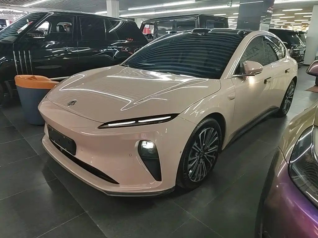 NIO ET5 — миниатюра 2