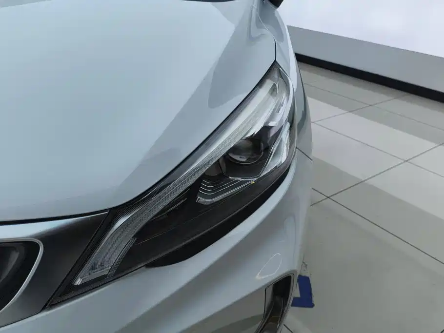 Geely Emgrand GS — миниатюра 5