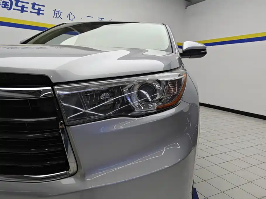 Toyota Highlander — миниатюра 5