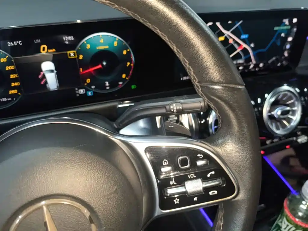 Mercedes-Benz GLB — миниатюра 14