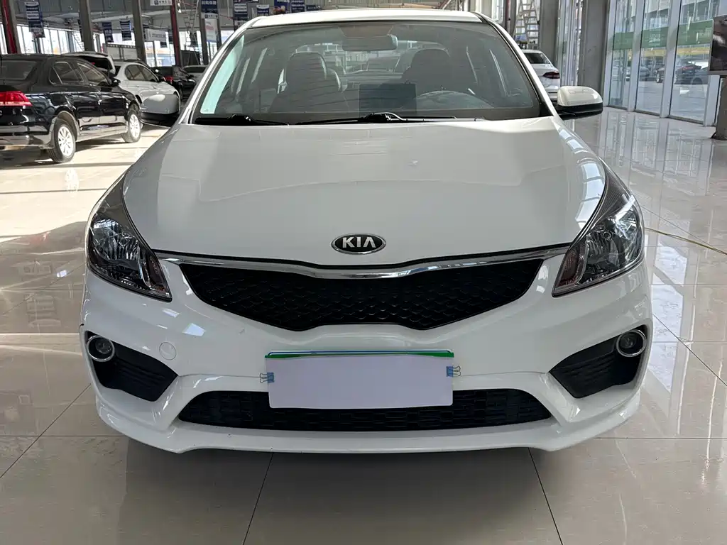 KIA K2