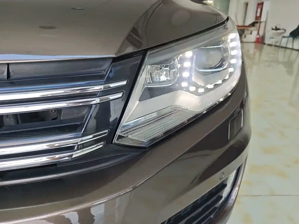 Volkswagen Tiguan — миниатюра 24