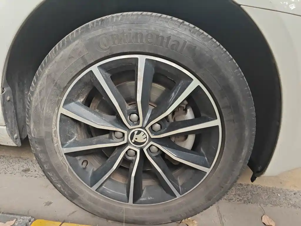 Skoda Octavia — миниатюра 25