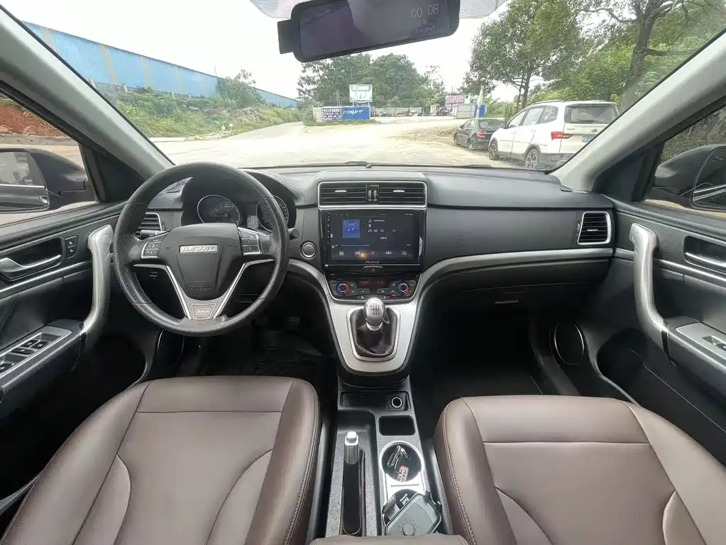 Haval M6 — миниатюра 5