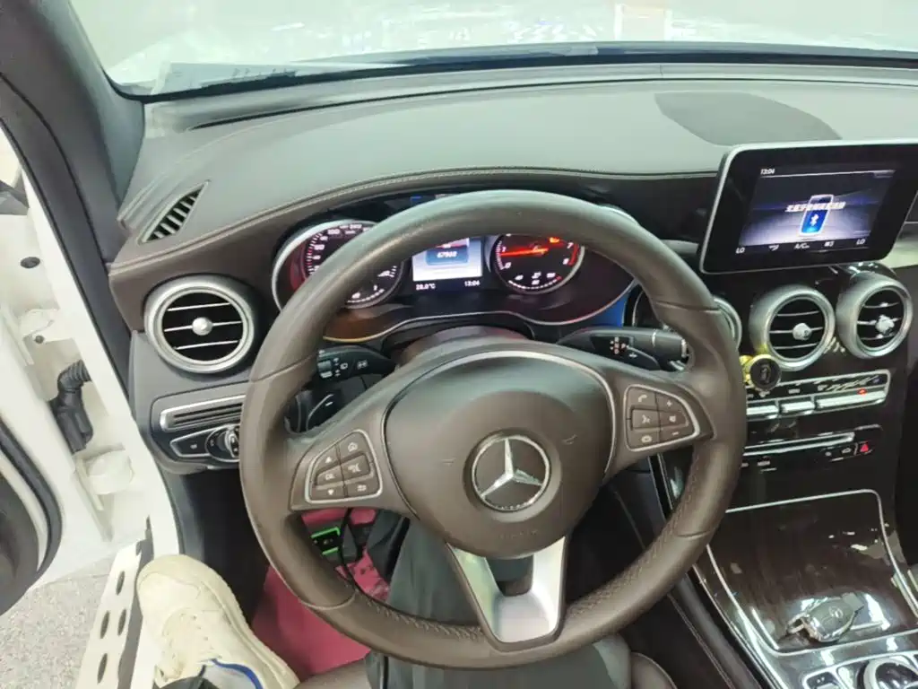 Mercedes-Benz GLC — миниатюра 11