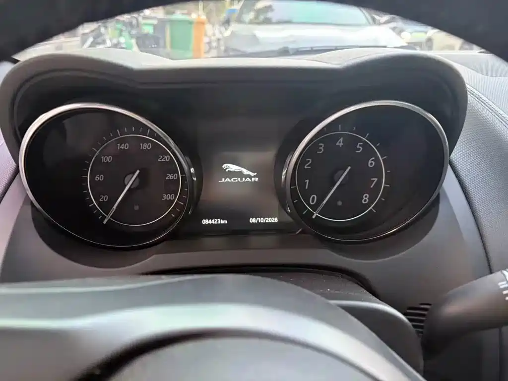 Jaguar F-TYPE — миниатюра 8