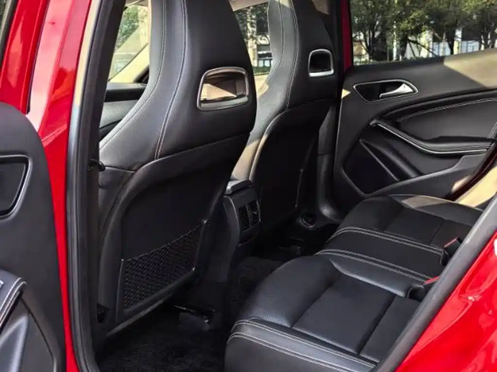 Mercedes-Benz GLA — миниатюра 5