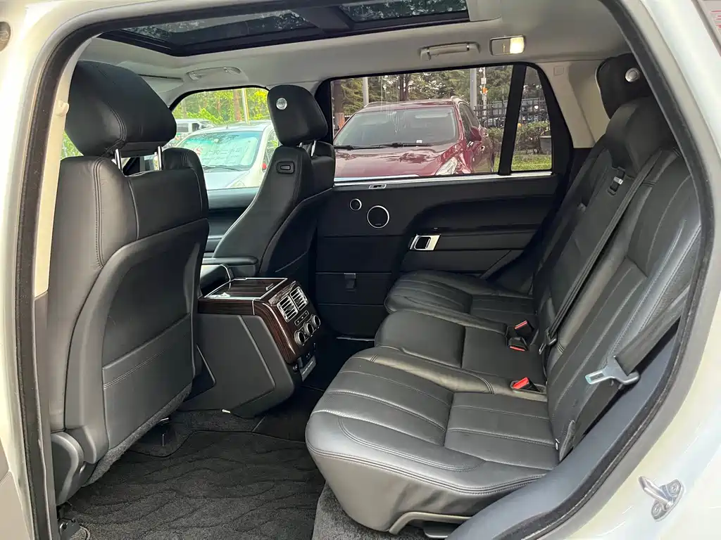 Land Rover Range Rover 2017 3.0 SC V6 Vogue Long Wheelbase