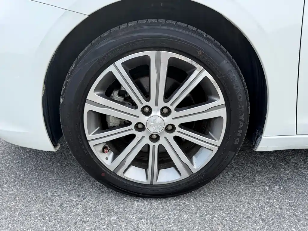 Peugeot 408 — миниатюра 30