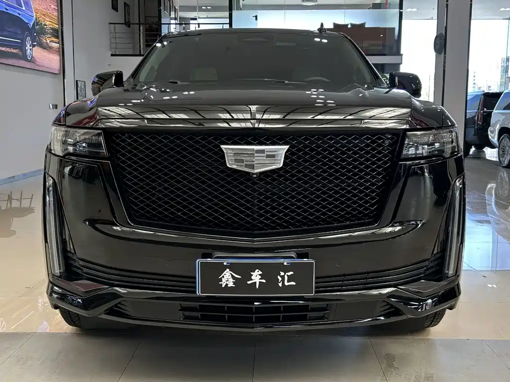 Cadillac Escalade — миниатюра 3