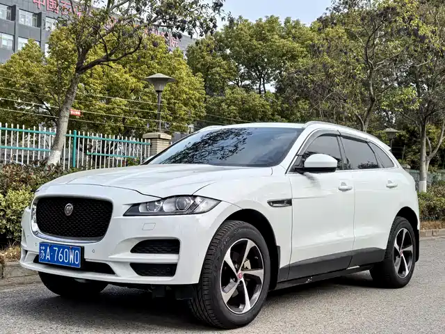 JAGUAR F PACE