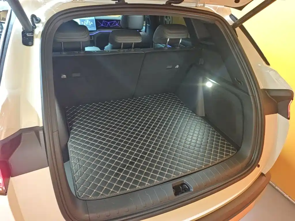 BYD L DM-i — миниатюра 19