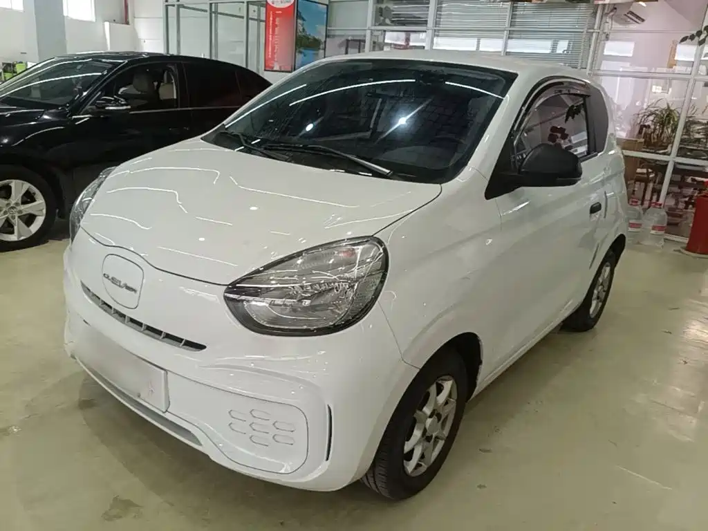 Roewe Clever — миниатюра 2