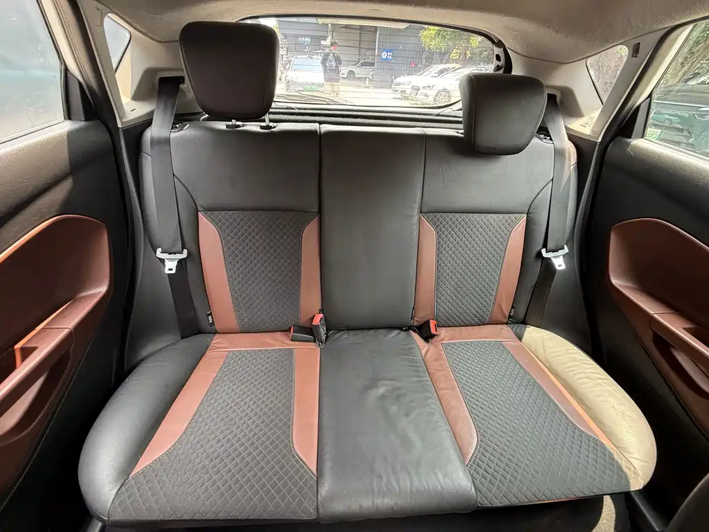 Ford Fiesta — миниатюра 16