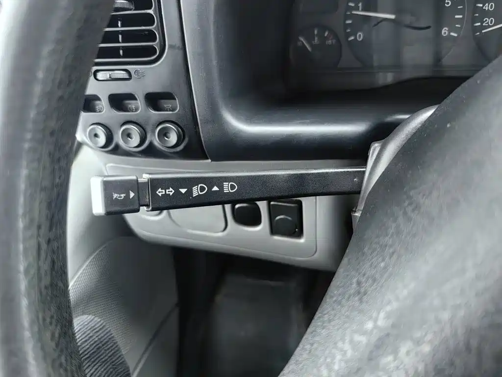 Ford Transit Classic — миниатюра 21