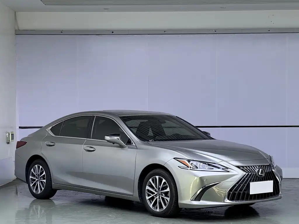 Lexus ES — миниатюра 3