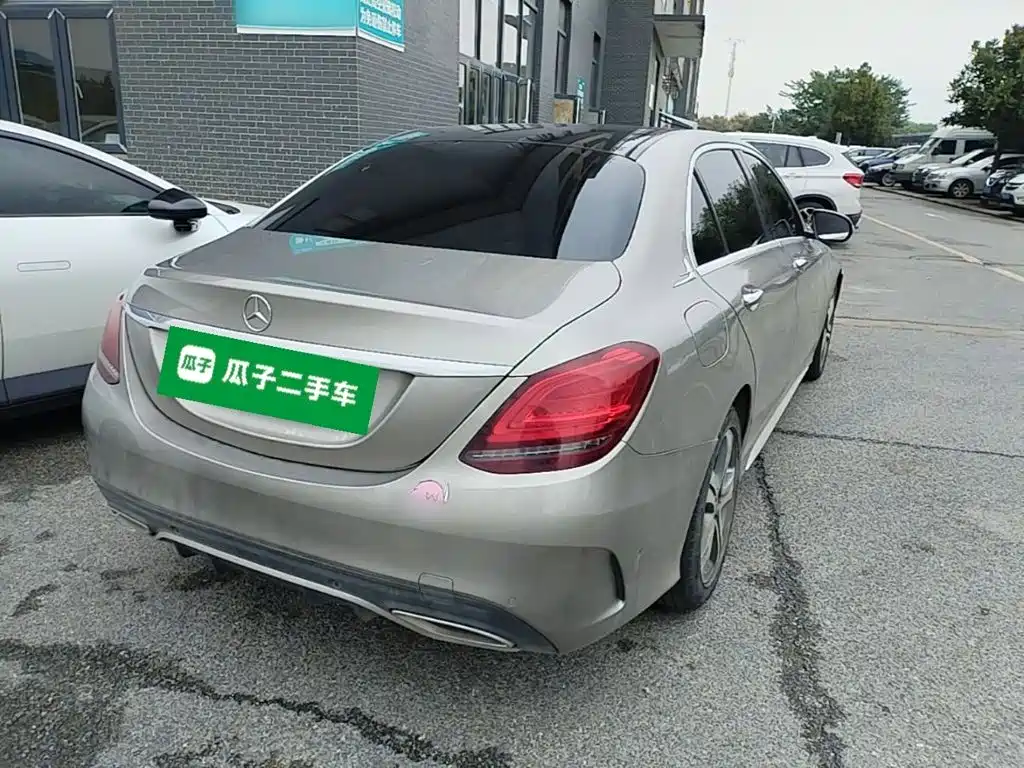 Mercedes-Benz C-Class — миниатюра 7