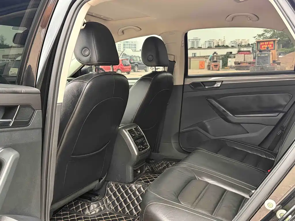 Volkswagen Passat — миниатюра 5