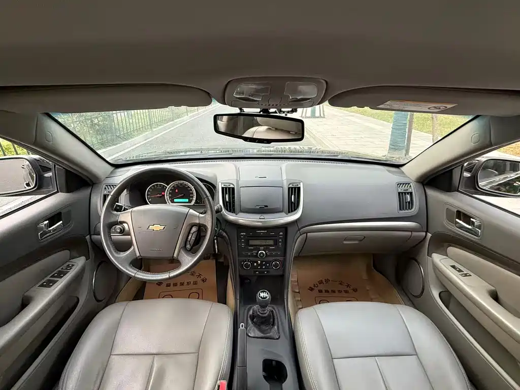 Chevrolet Epica — миниатюра 9