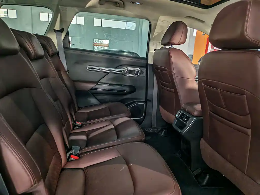 Geely Haoyue — миниатюра 15