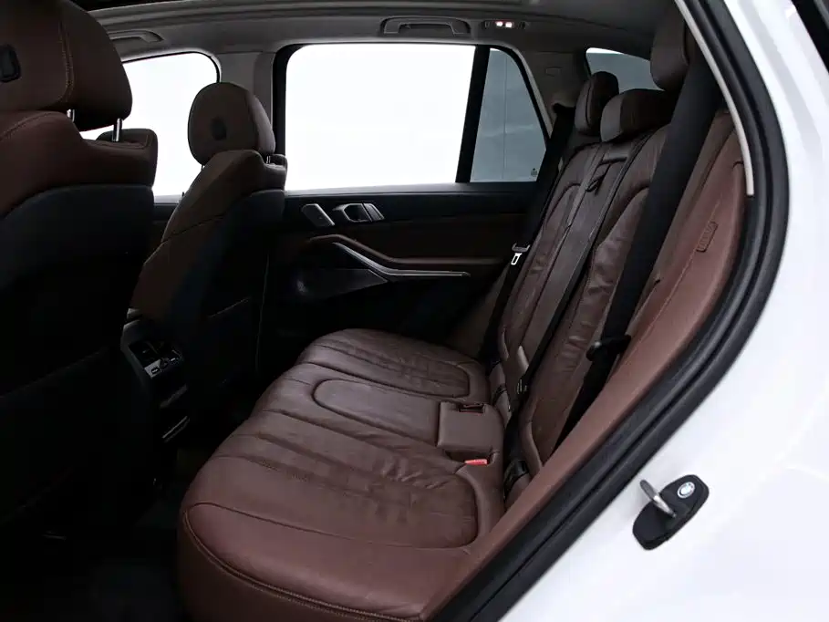 BMW X5 (Import) — миниатюра 18