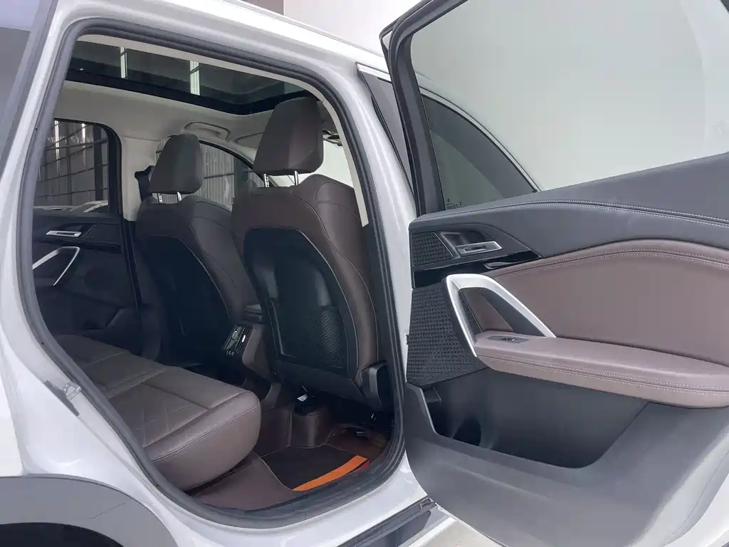 BMW X1 — миниатюра 23