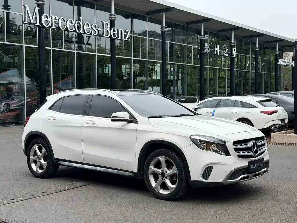 Mercedes-Benz GLA — миниатюра 3