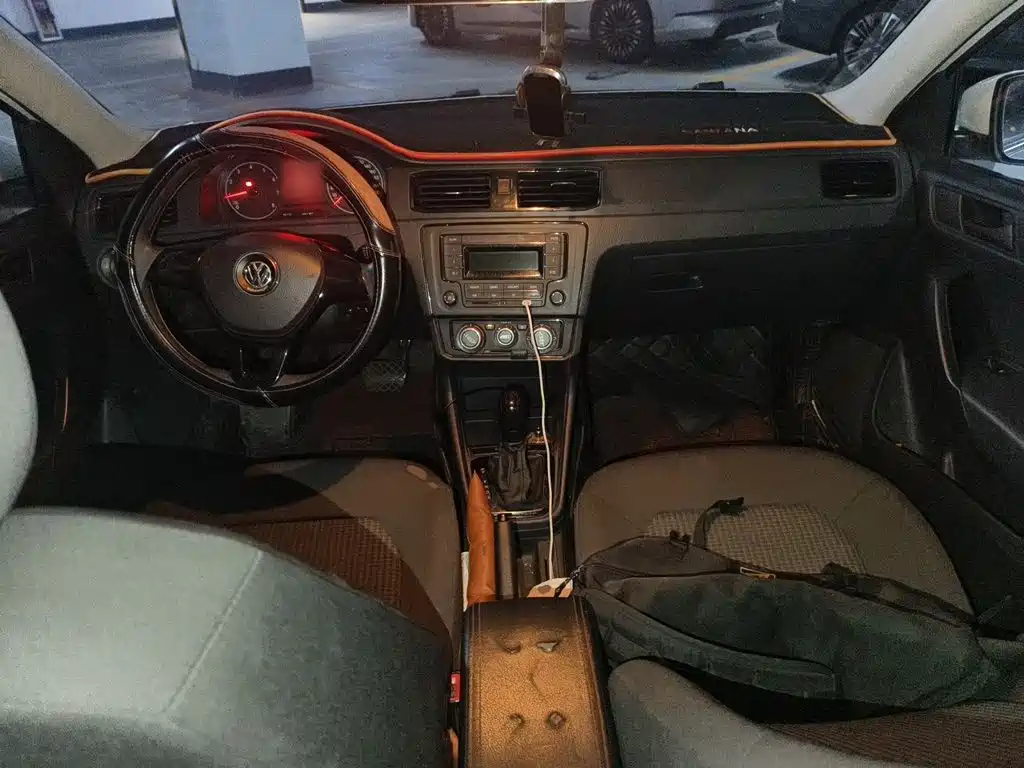 Volkswagen Santana — миниатюра 10