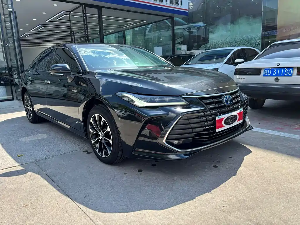 Toyota Avalon — миниатюра 3