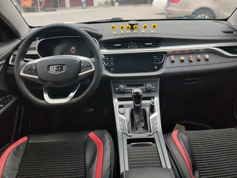 Geely Emgrand — миниатюра 12