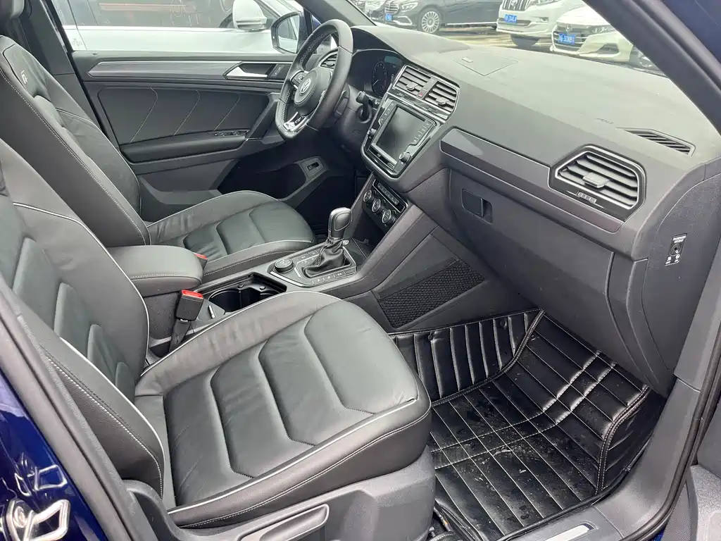 Volkswagen Tiguan — миниатюра 10