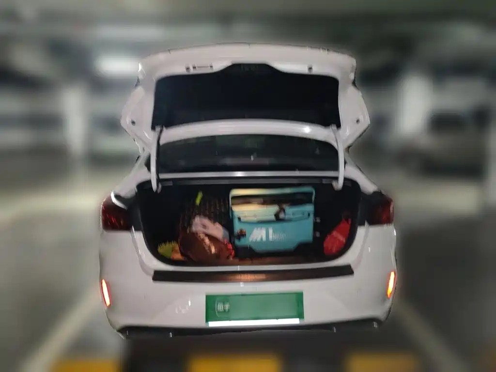 Changan Eado — миниатюра 10