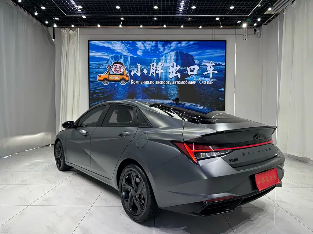 Hyundai Elantra — миниатюра 6
