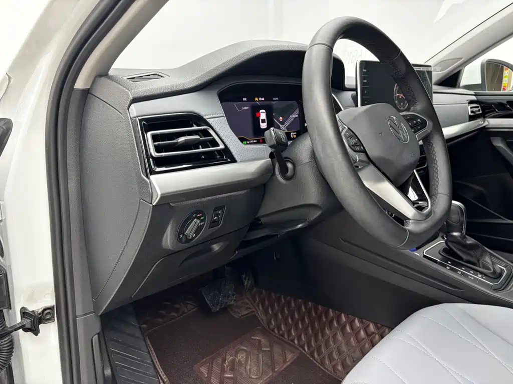 Volkswagen Lavida — миниатюра 8