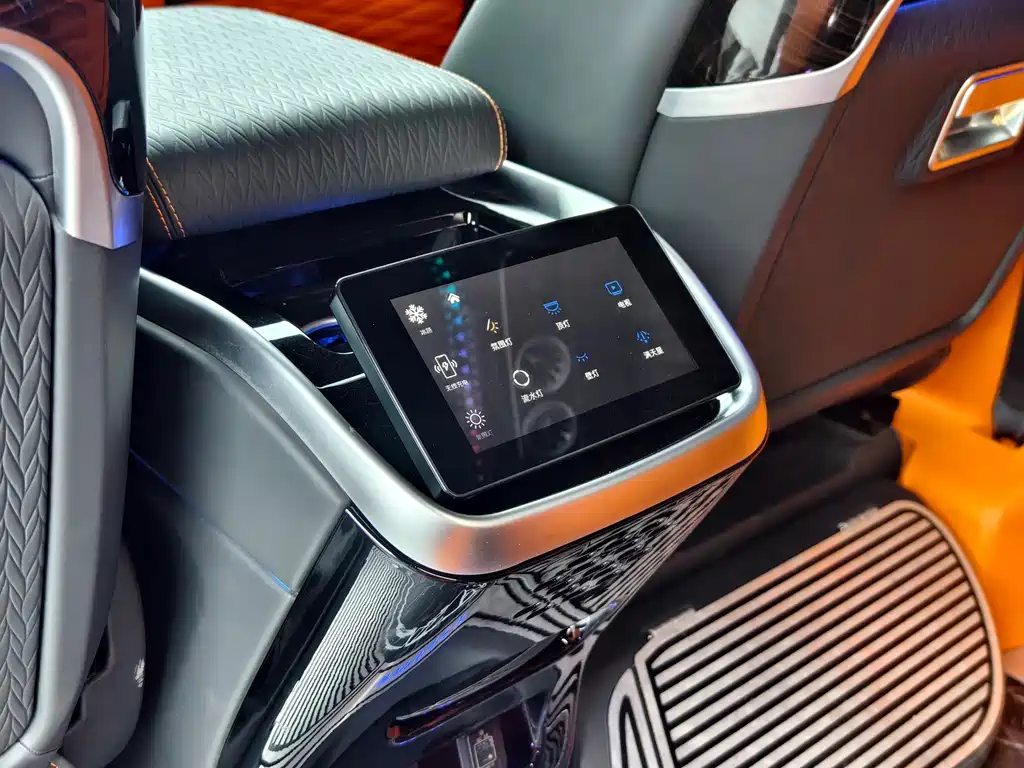 Mercedes-Benz Vito — миниатюра 18