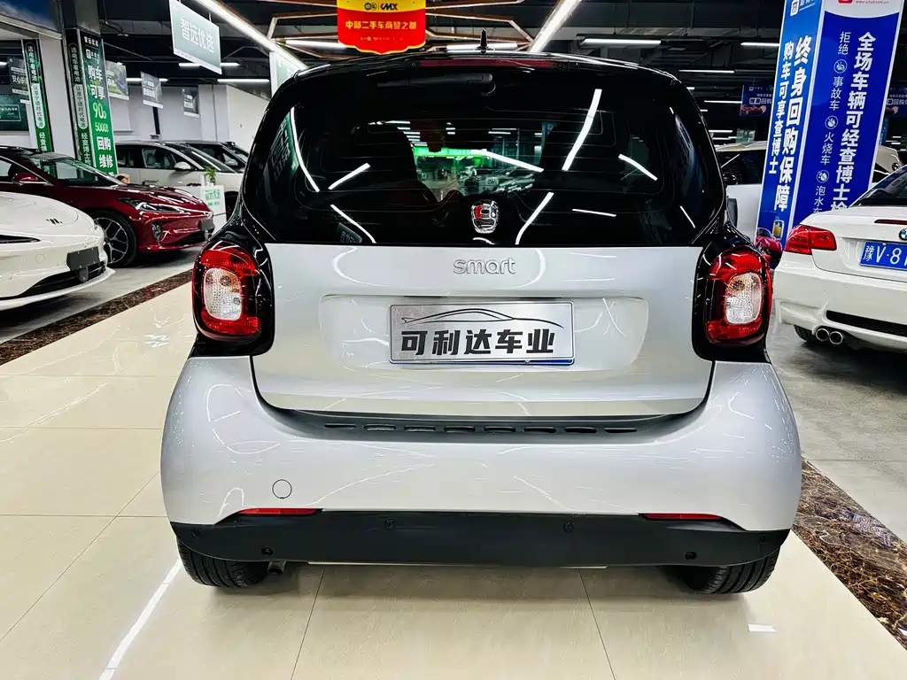 smart Smart Fortwo — миниатюра 7